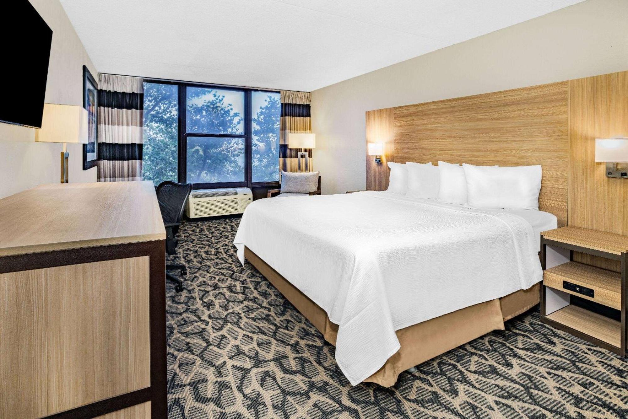 Ramada By Wyndham West Atlantic City Egg Harbor Township Exterior foto